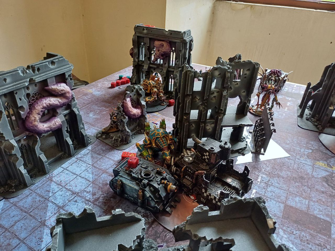 tavolo tornero warhammer 40000 chaos marine